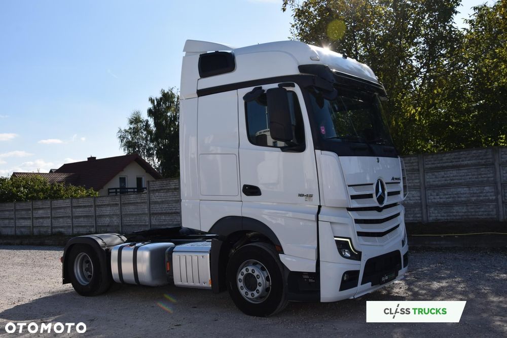 Mercedes-Benz Actros 5 1845 BigSpace LED lights - 3