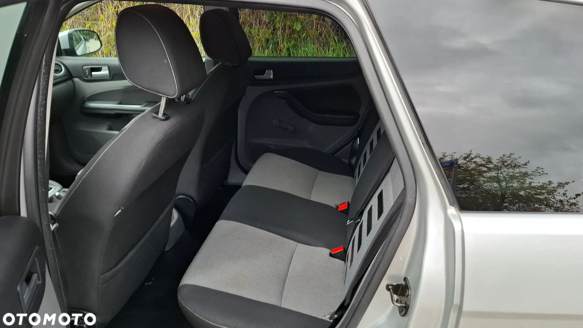 Ford Focus 1.8 FF Platinium X - 11
