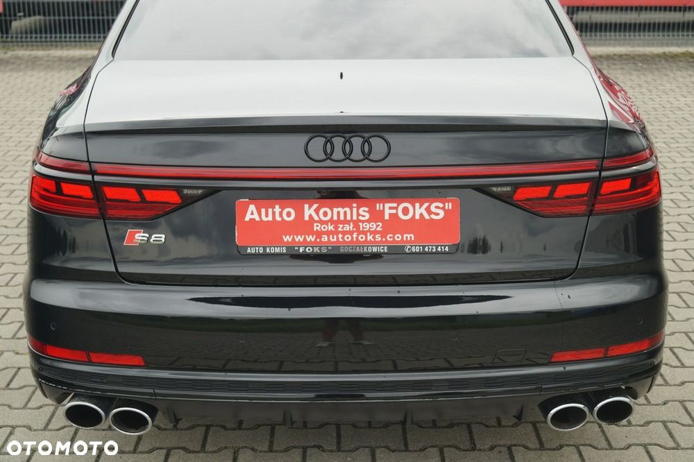 Audi S8 - 29