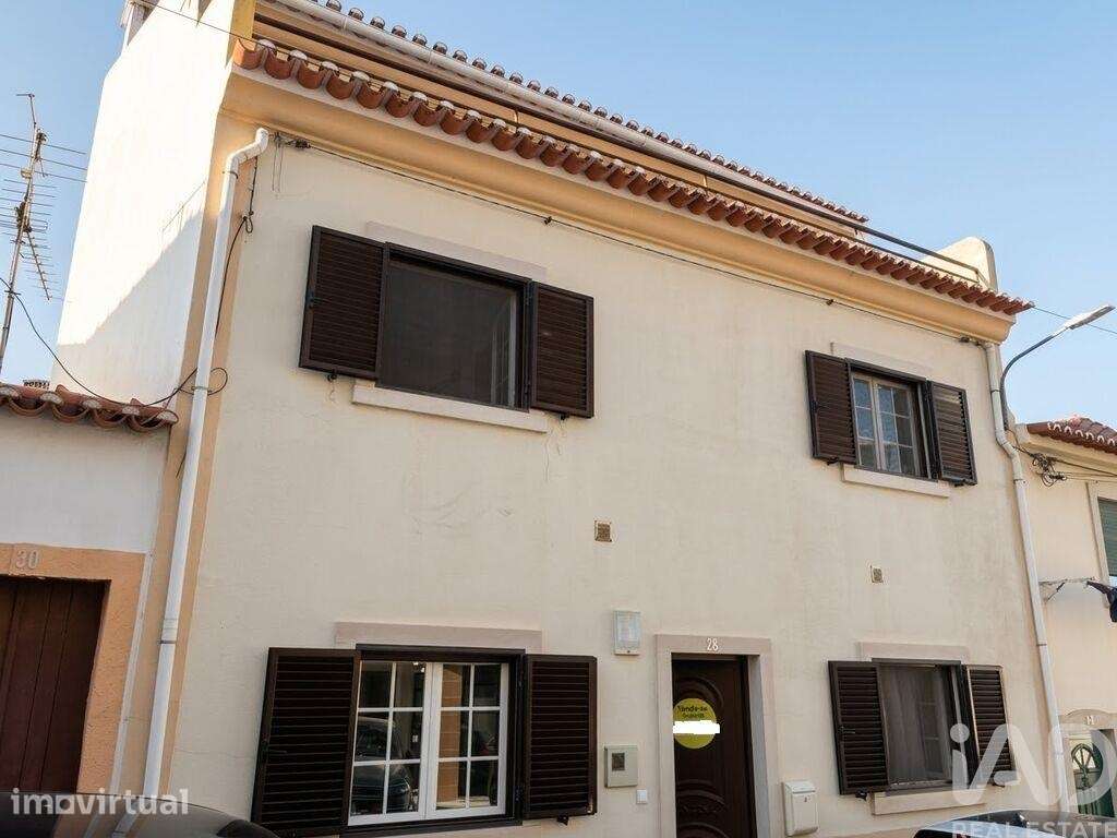 Casa / Villa T4 em Azambuja de 88,68 m2