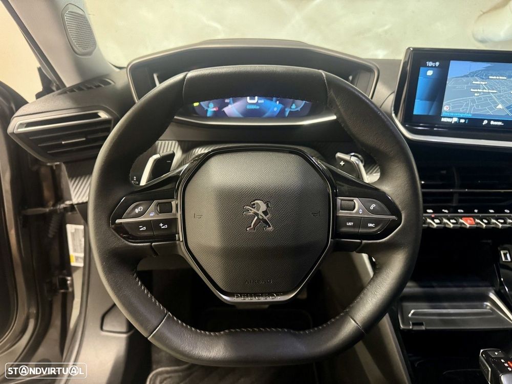 Peugeot 2008 1.2 PureTech Allure Pack EAT8 - 6