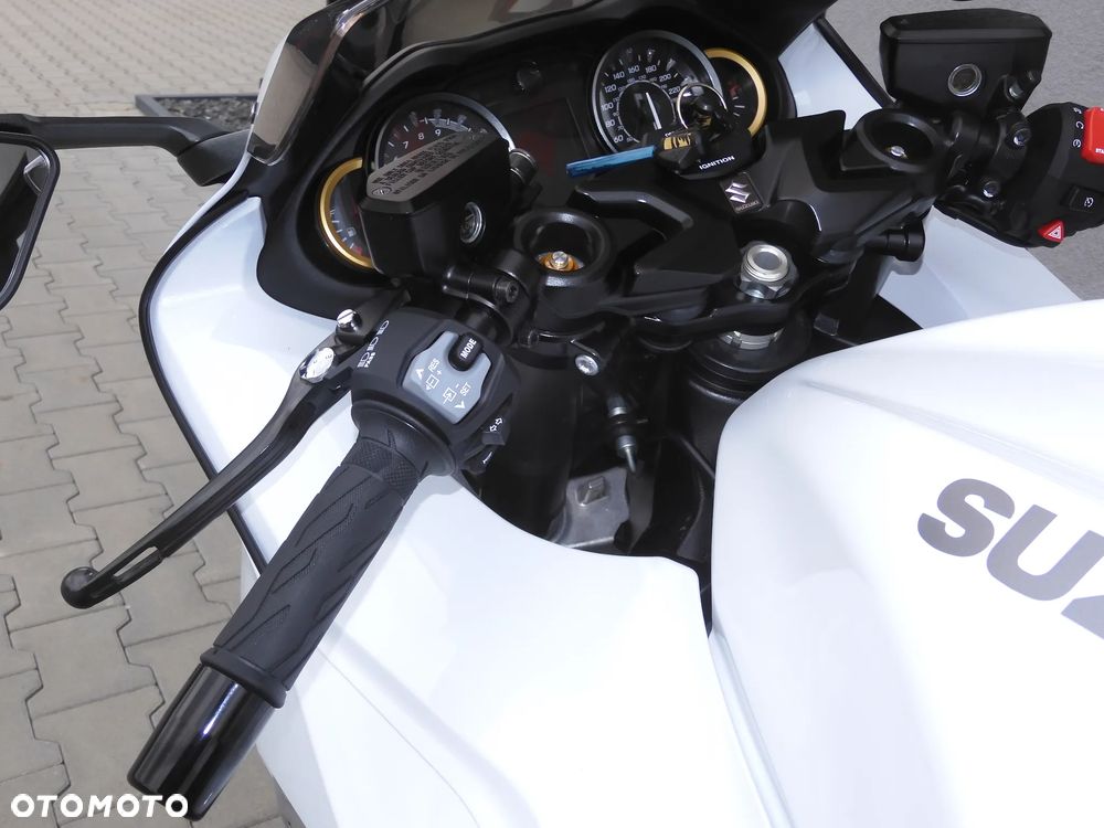 Suzuki Hayabusa - 26
