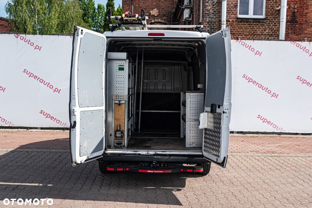 Opel Movano L2H2 2.2 165KM - 11