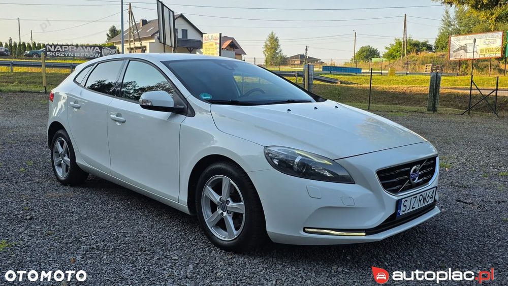 Volvo V40 T2 You - 3