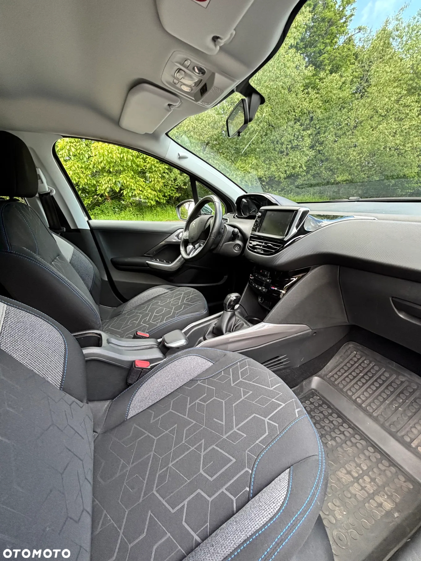 Peugeot 2008 - 9