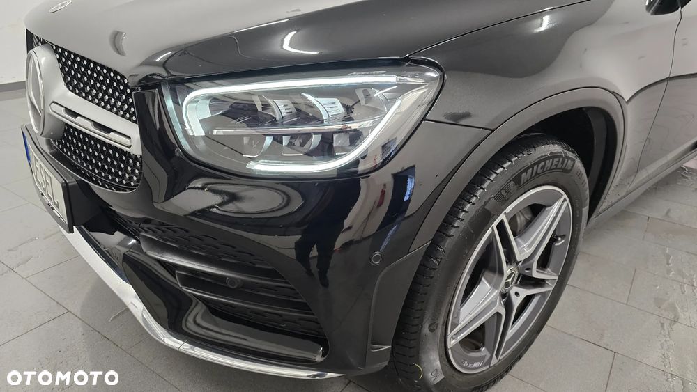 Mercedes-Benz GLC 300 de 4Matic 9G-TRONIC AMG Line Plus - 12