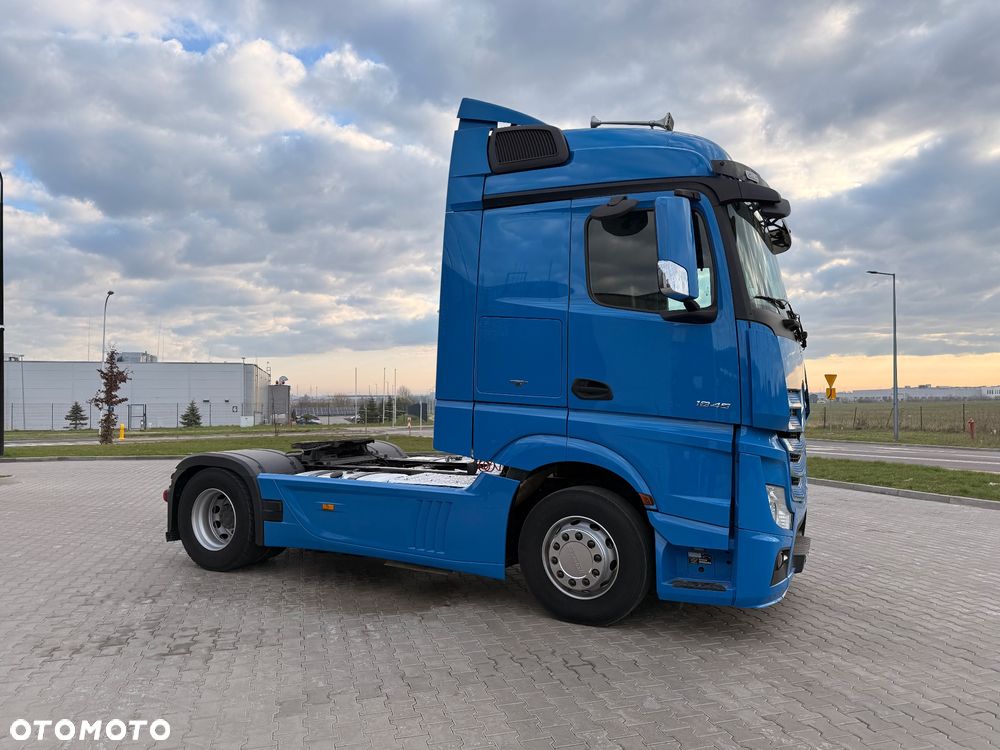 Mercedes-Benz ACTROS MP4 450/ sprowadzony/bez retardera/Euro6/Lodowka/2 zbiornika//Standart/2Lozka - 22