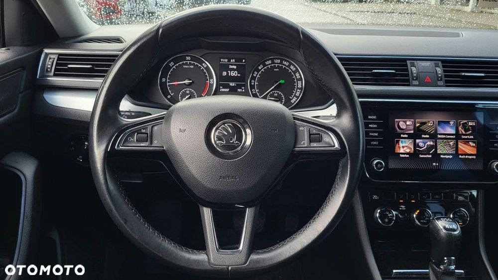 Skoda Superb 2.0 TDI SCR 4x4 Ambition DSG - 19