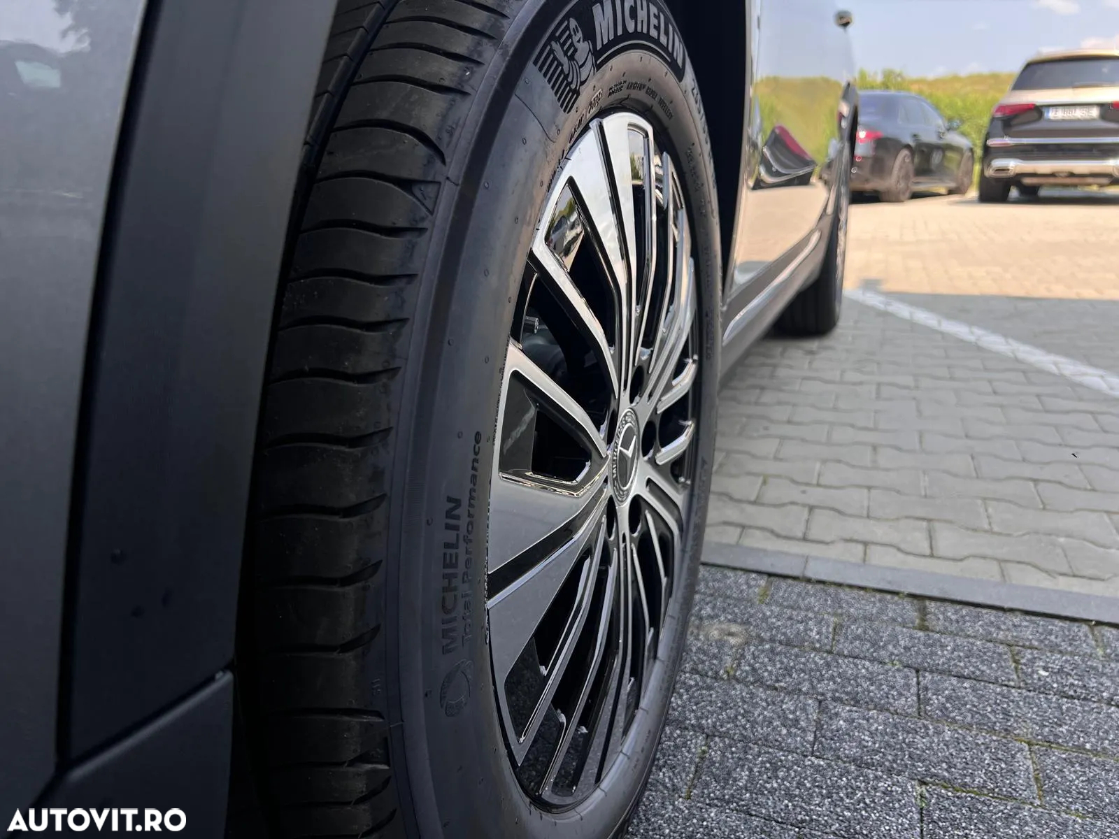 Mercedes-Benz EQA 250+ - 14