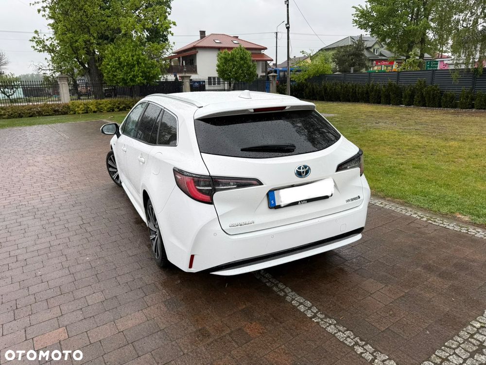 Toyota Corolla 1.8 Hybrid GPF Executive - 3