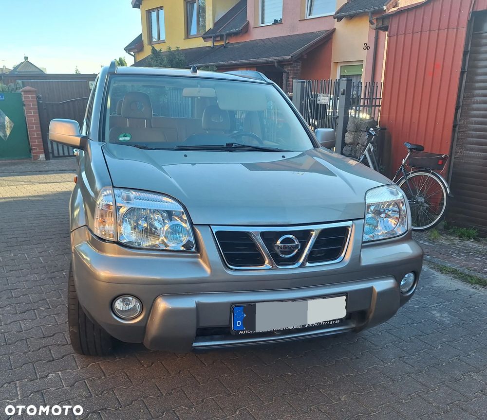 Nissan X-Trail - 4