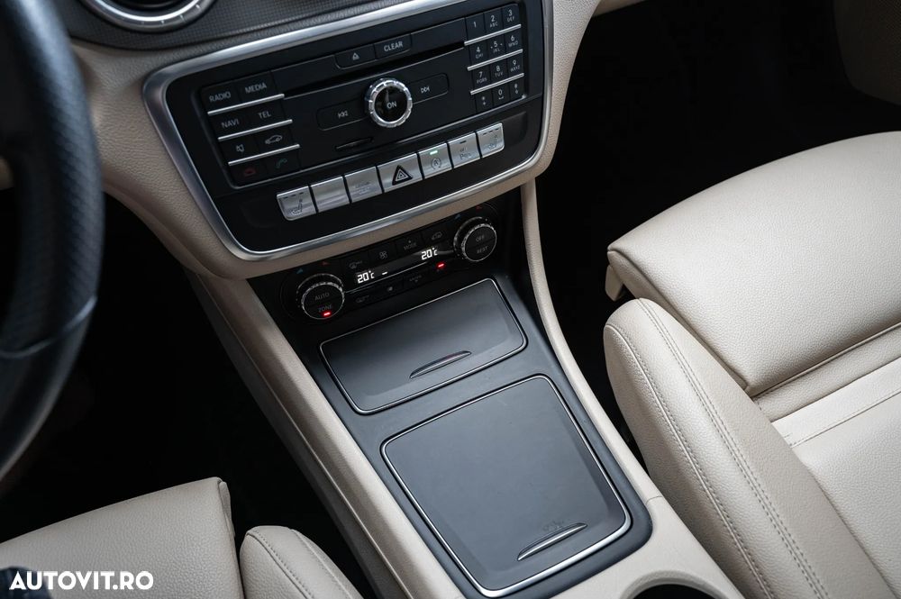 Mercedes-Benz CLA 220 d 4Matic 7G-DCT - 29