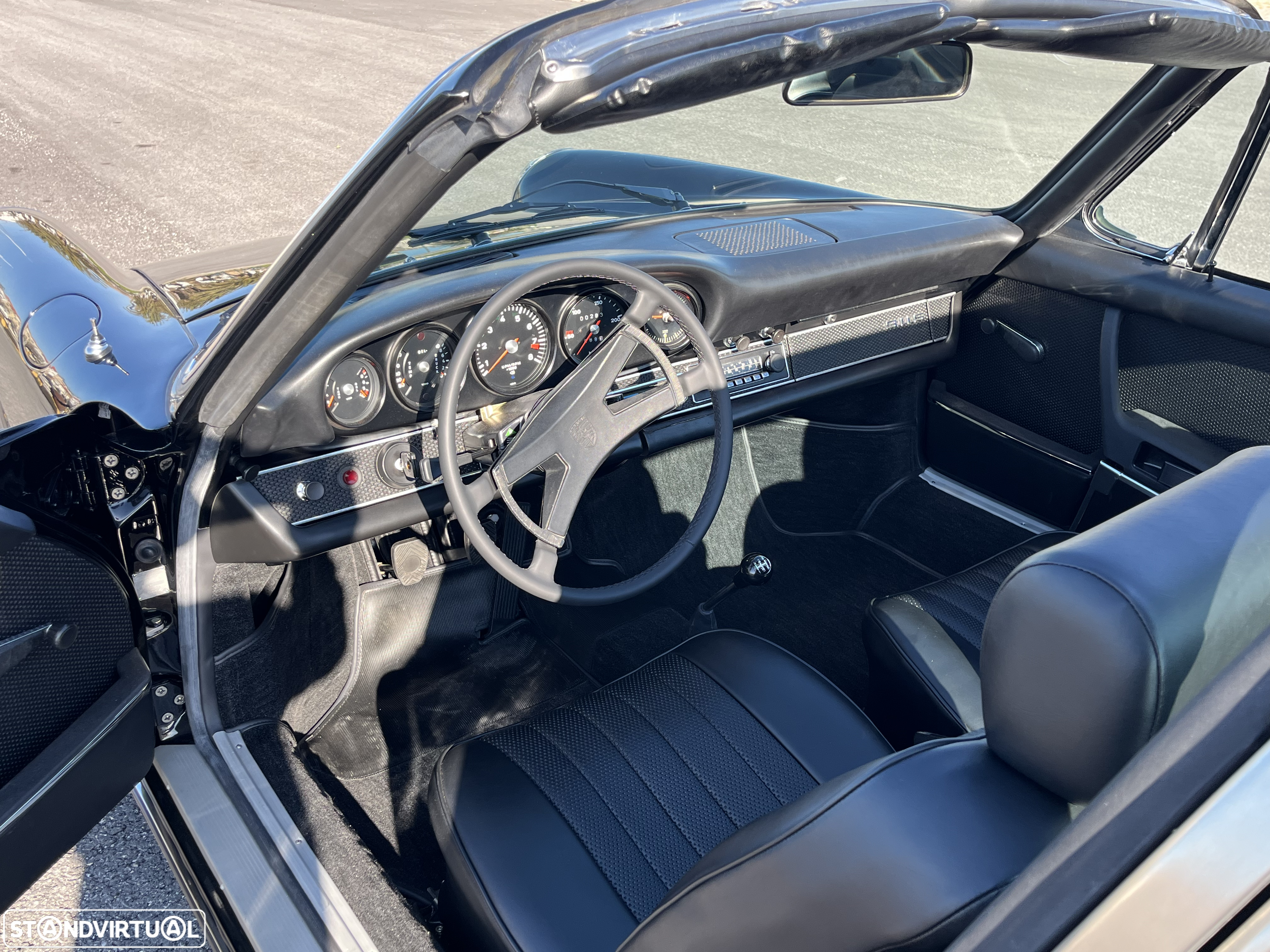 Porsche 911 Série F - 8
