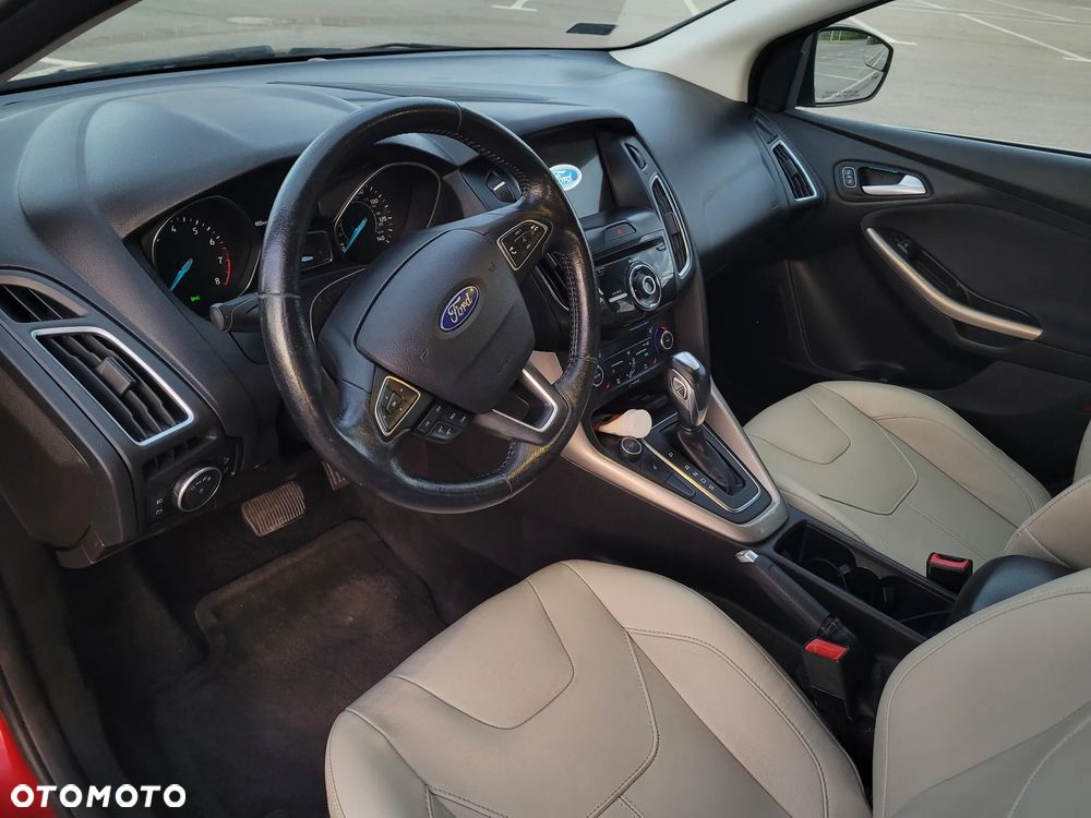 Ford Focus - 10