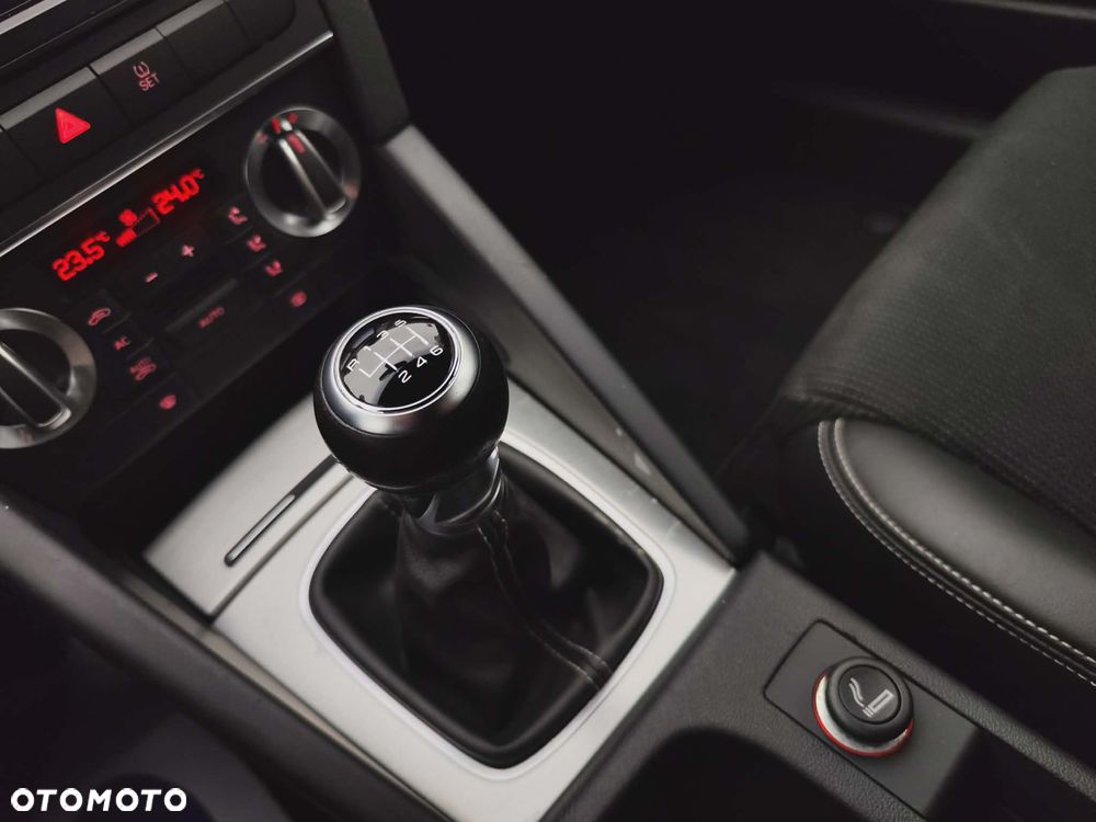 Audi A3 Sportback 2.0 TDI DPF S line Sportpaket (plus) - 33