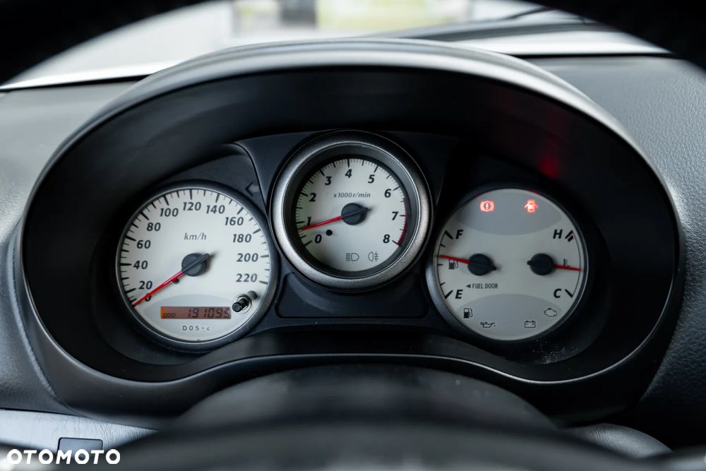 Toyota RAV4 4x4 Sol - 27