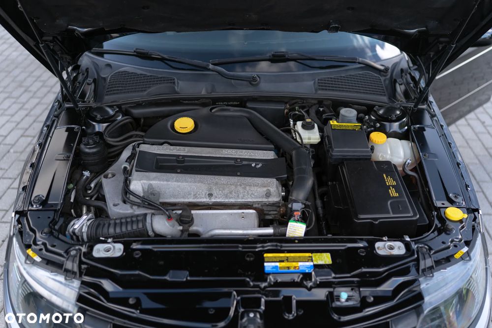 Saab 9-5 2.3T Vector Griffin Edition - 17