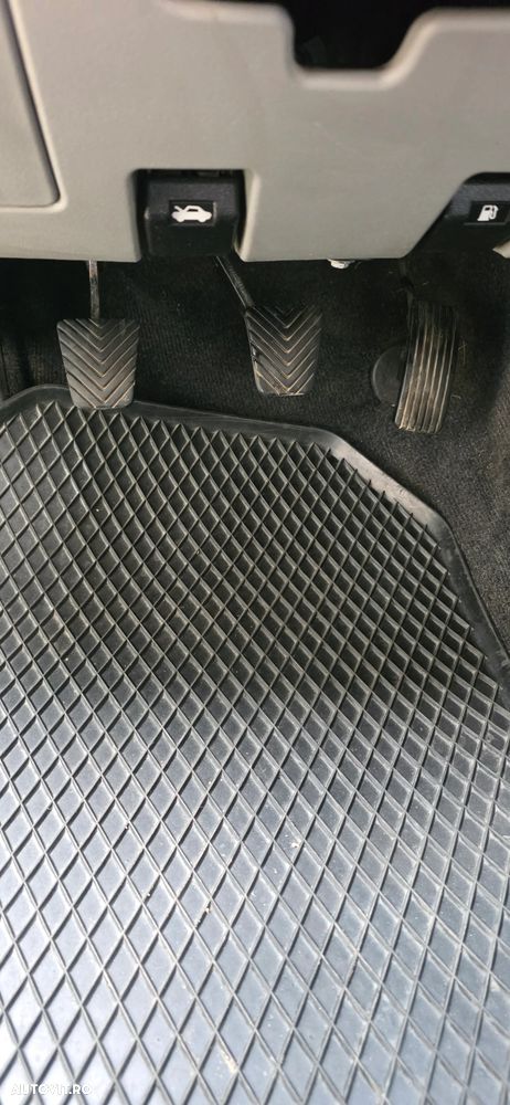 Mitsubishi L200 Pick Up 4x4 - 23