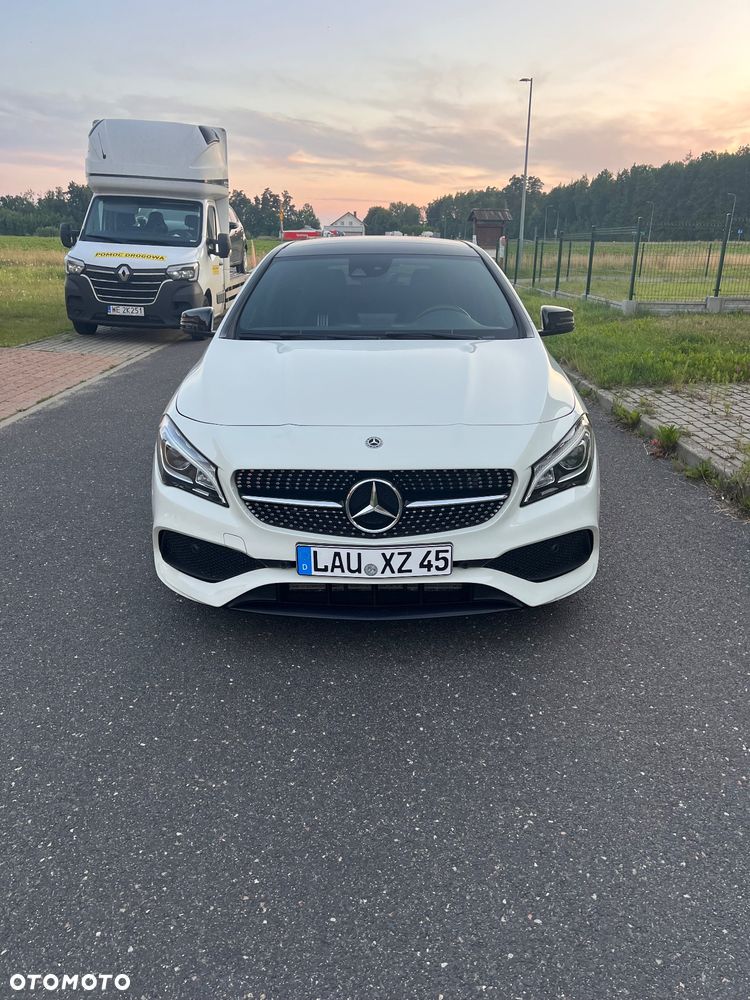 Mercedes-Benz CLA 250 4-Matic AMG Line - 9