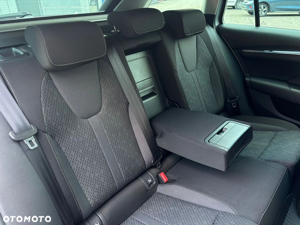 Skoda Octavia 2.0 TDI Style - 14