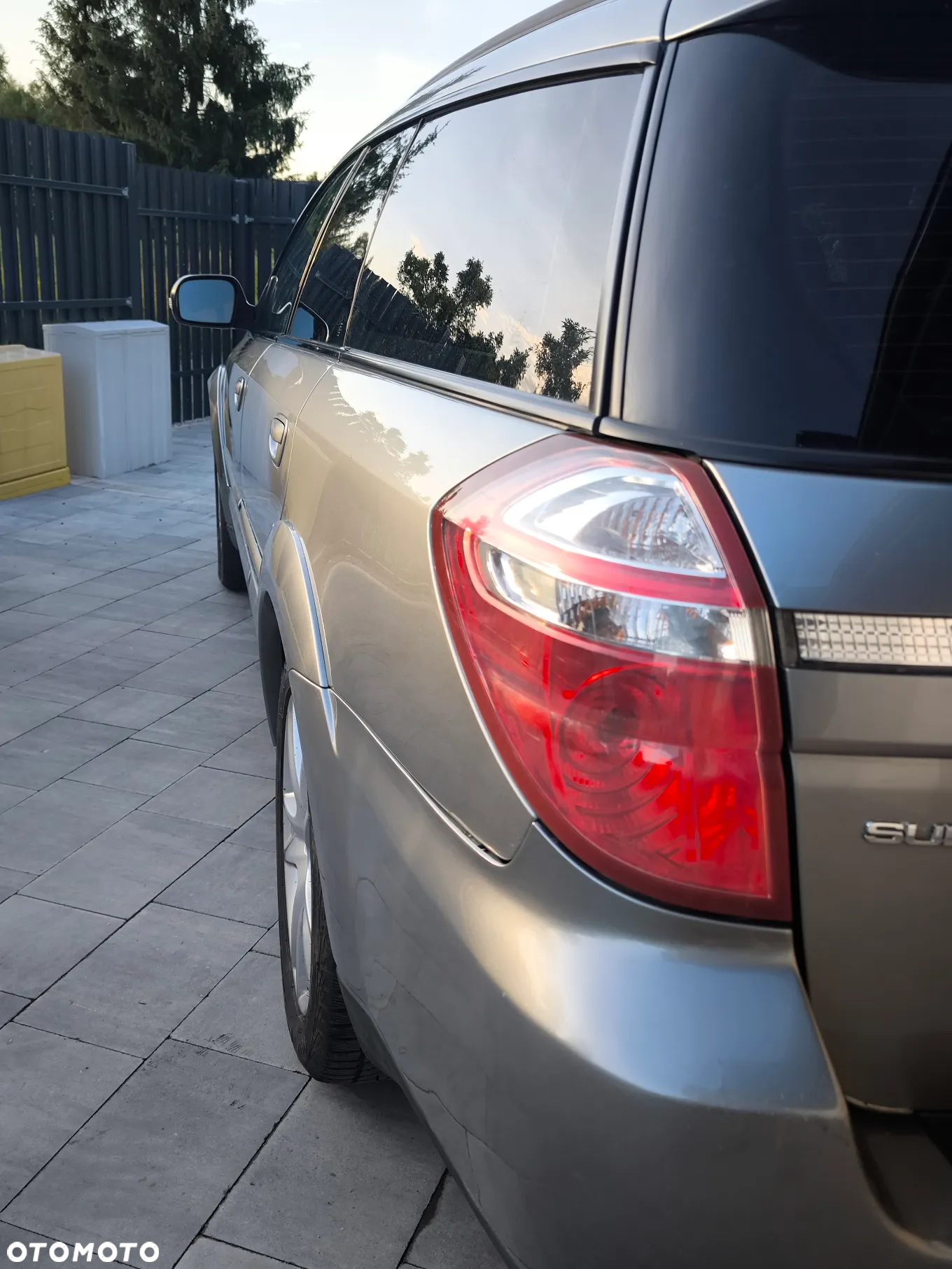 Subaru Outback 2.5 - 23