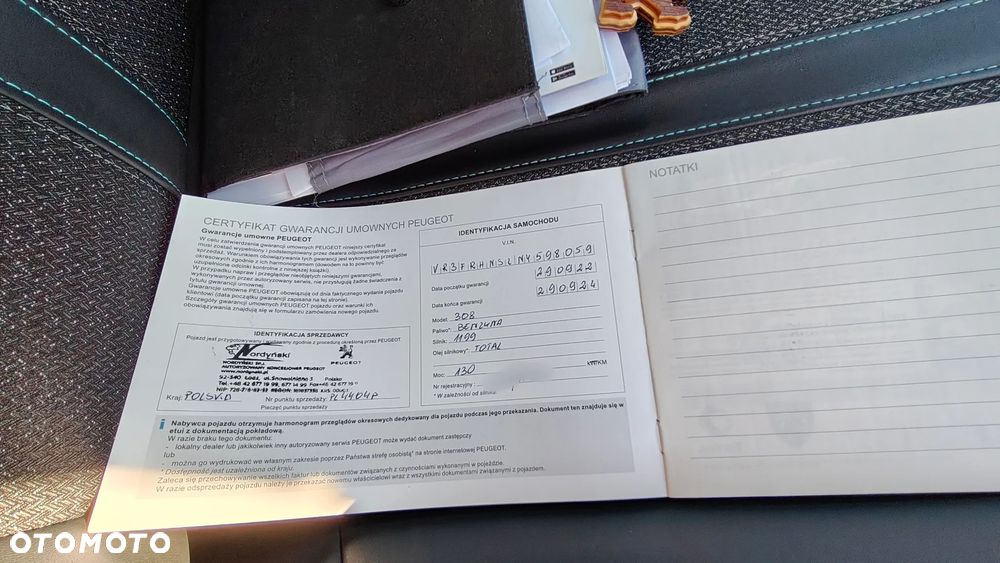 Peugeot 308 1.2 PureTech Allure S&S - 12