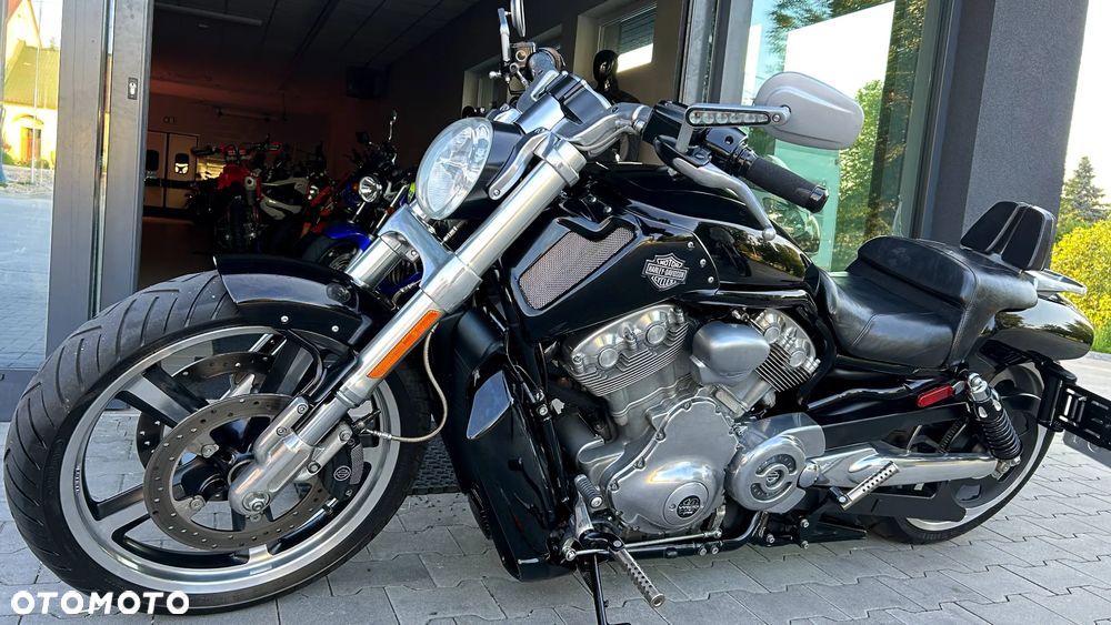 Harley-Davidson V-Rod Muscle - 6