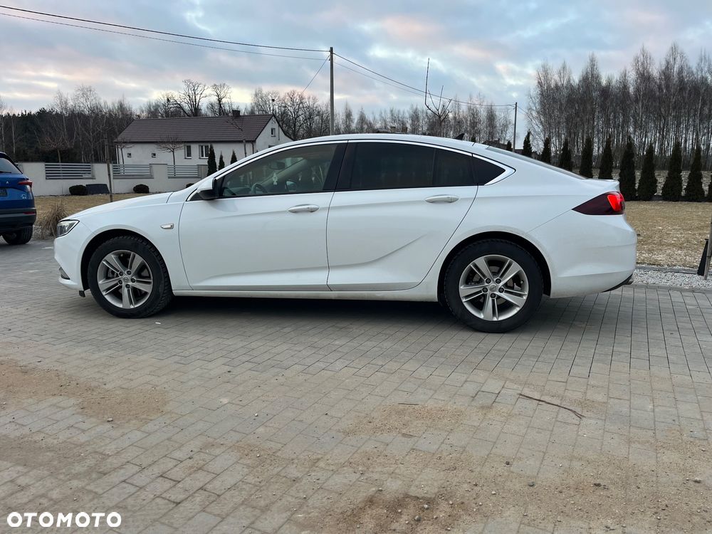 Opel Insignia 2.0 CDTI Automatik Edition - 4