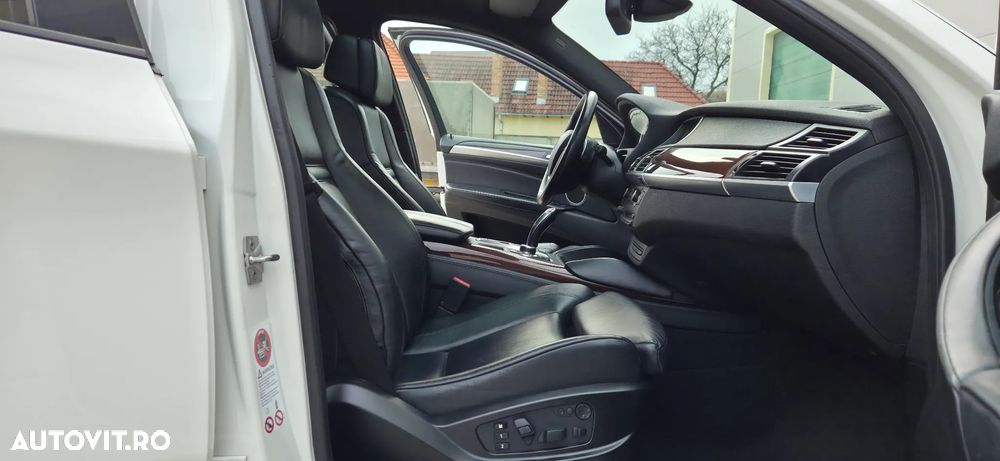 BMW X6 xDrive40d - 10