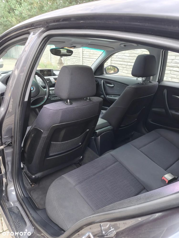BMW Seria 1 118d - 12