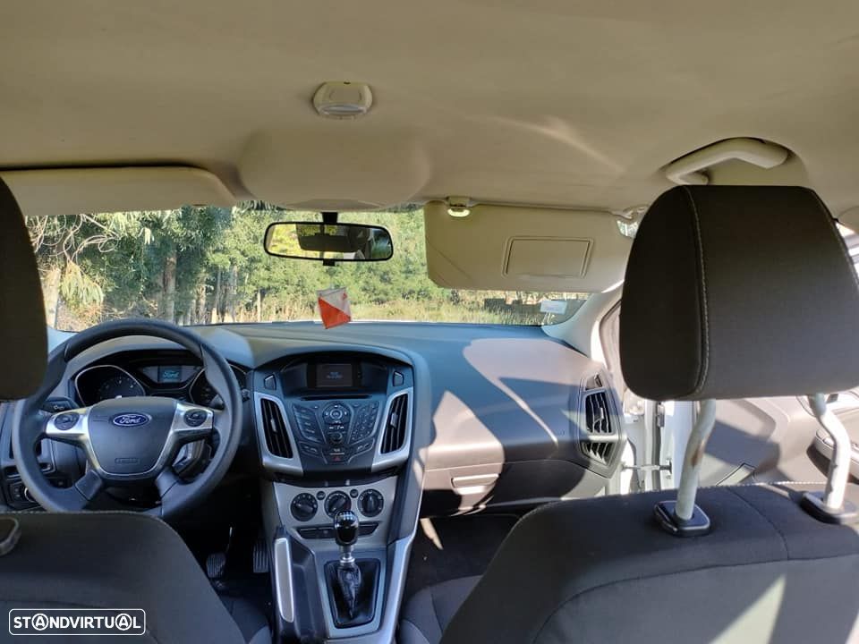 Ford Focus SW 1.6 TDCi Trend - 12