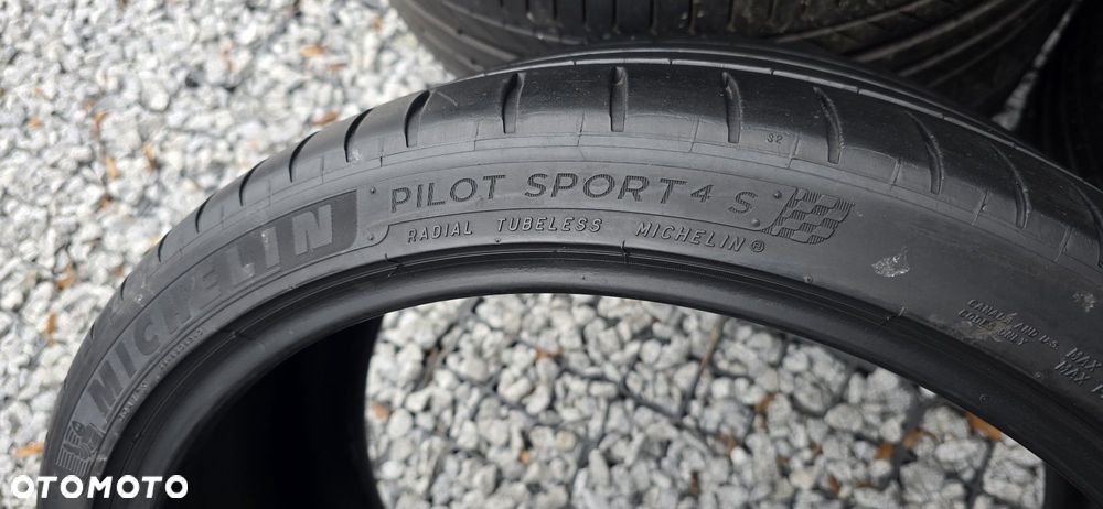 285/30/20 Michelin 4S  5mm 20r,  super para - 5