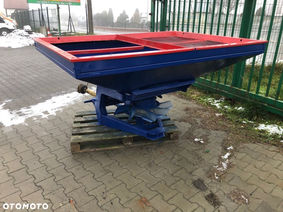 Siewnik rolniczy zawieszany lejowy typ amazona kos - 2