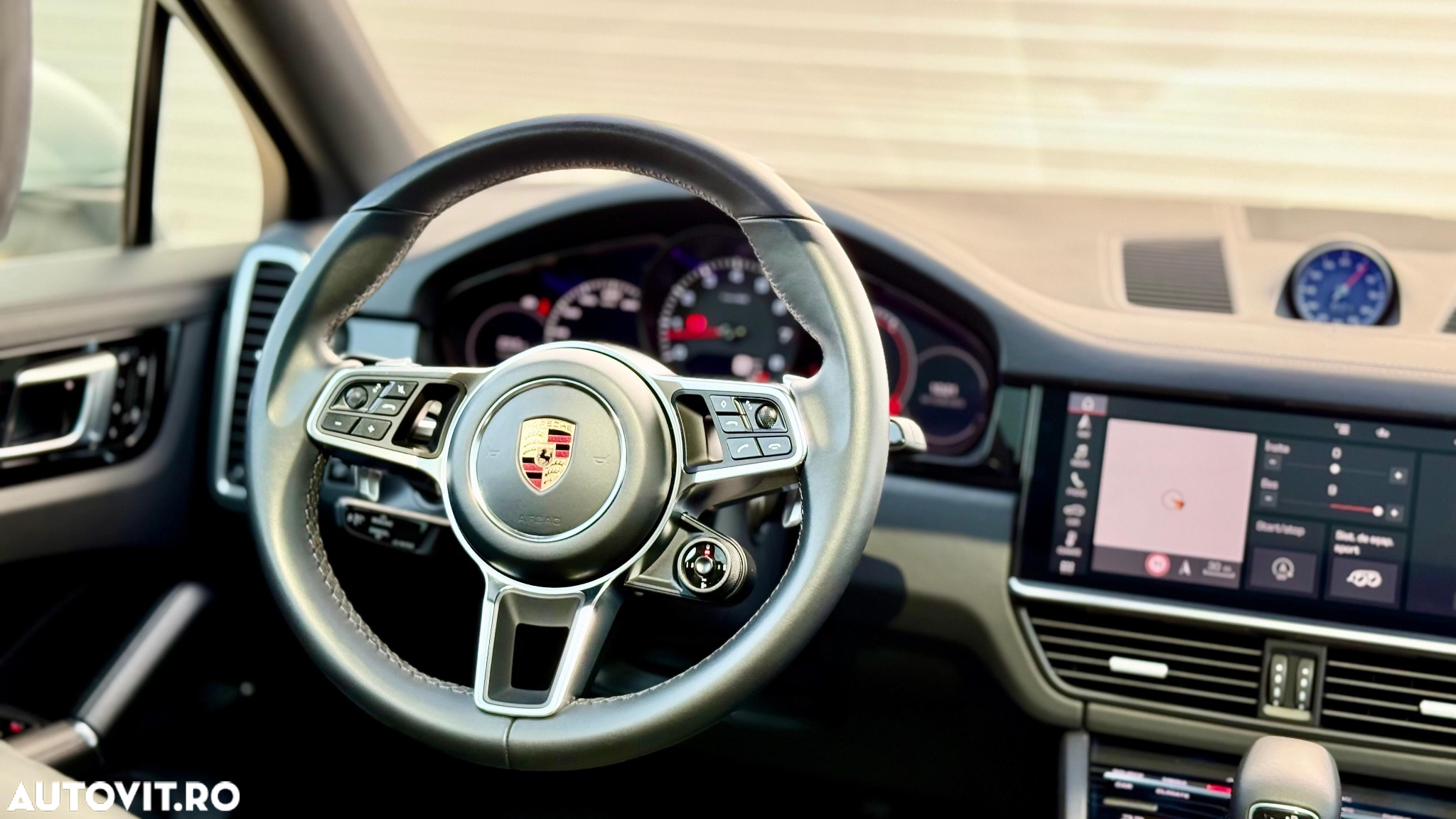 Porsche Cayenne Coupe Standard - 14