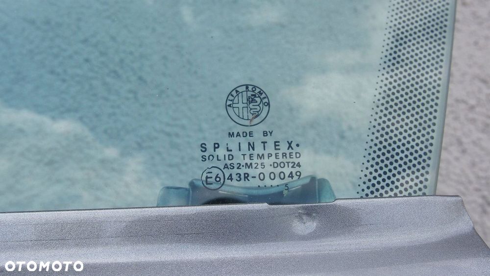 SZYBA BOCZNA DRZWI LEWA OE - ALFA ROMEO GT 937 04-10r - 2