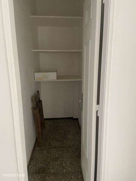 Arrenda-se apartamento T2 - Grande imagem: 3/10