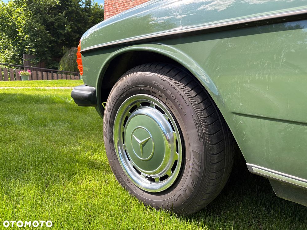Mercedes-Benz W123 - 10