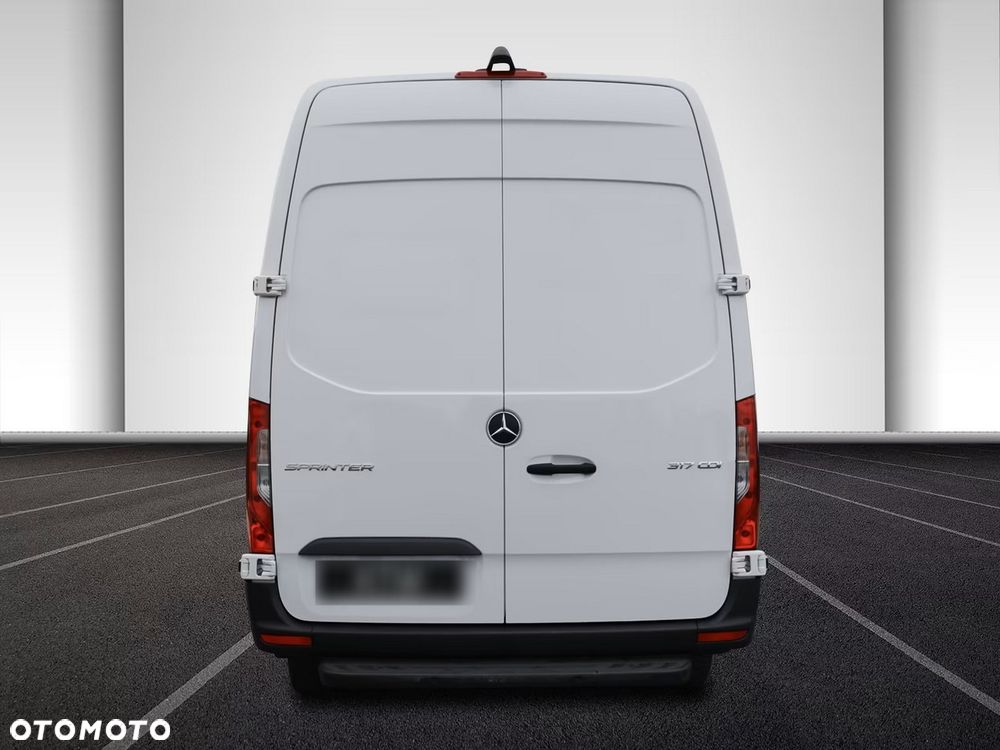Mercedes-Benz Sprinter - 3