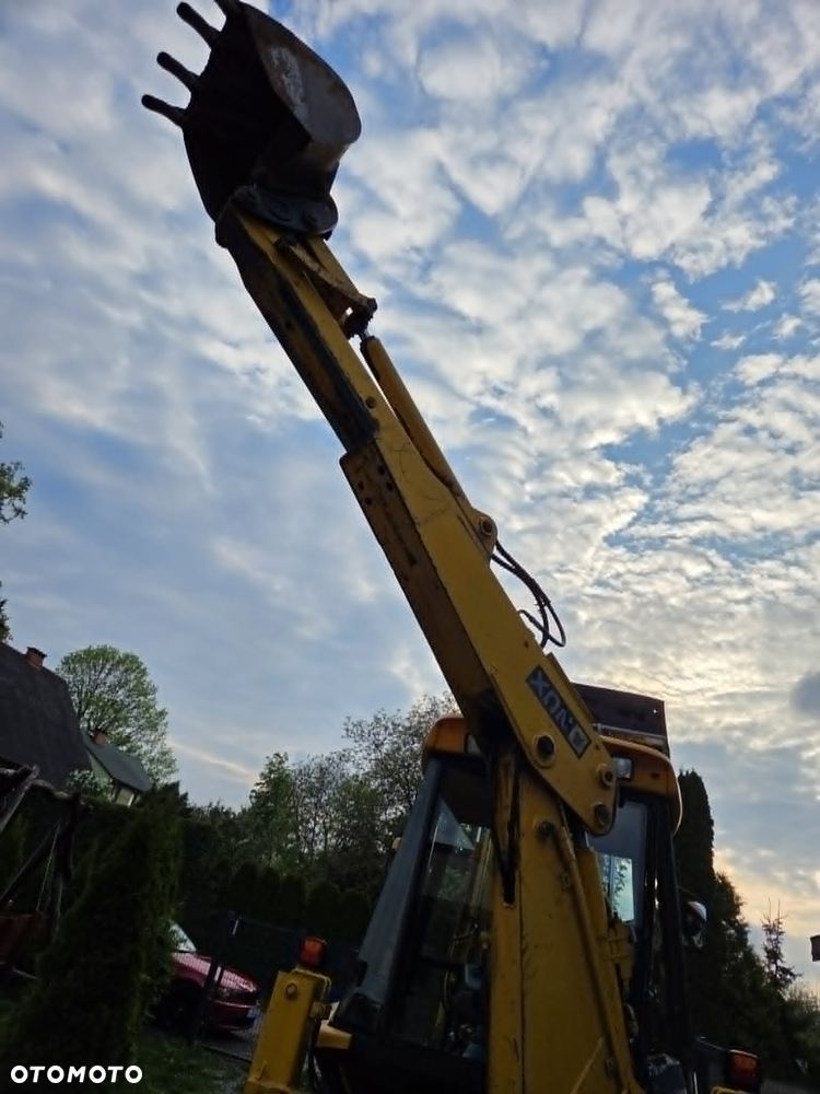 JCB 2CX - 11