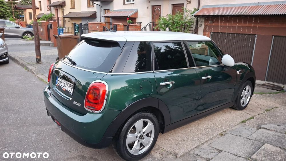 MINI Cooper Standard - 4