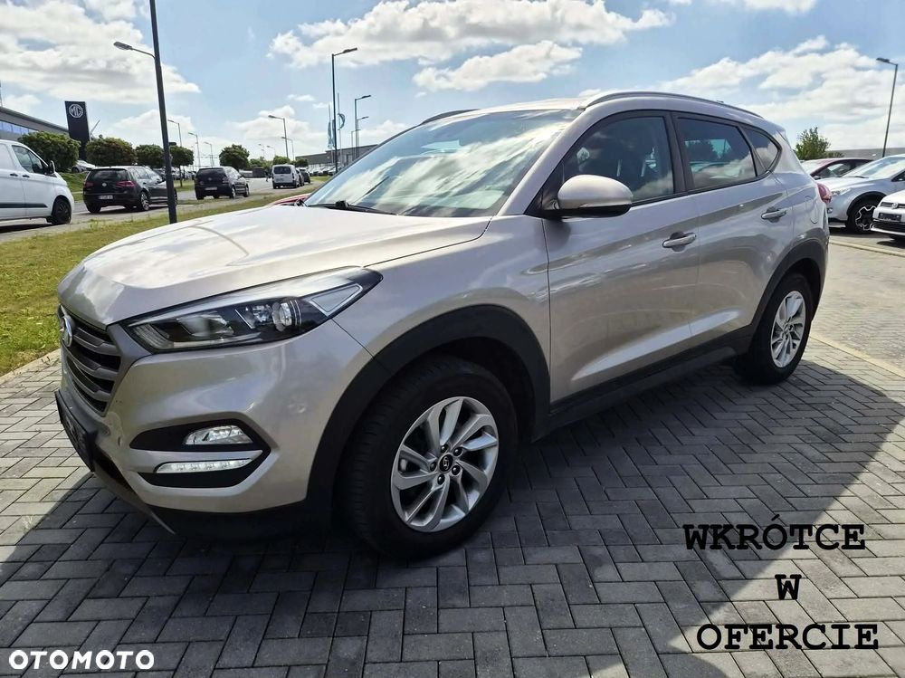 Hyundai Tucson blue 1.7 CRDi 2WD Intro Edition