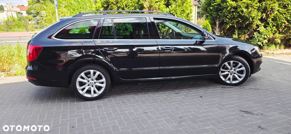 Skoda Superb 2.0 TDI 4x4 Elegance DSG - 17