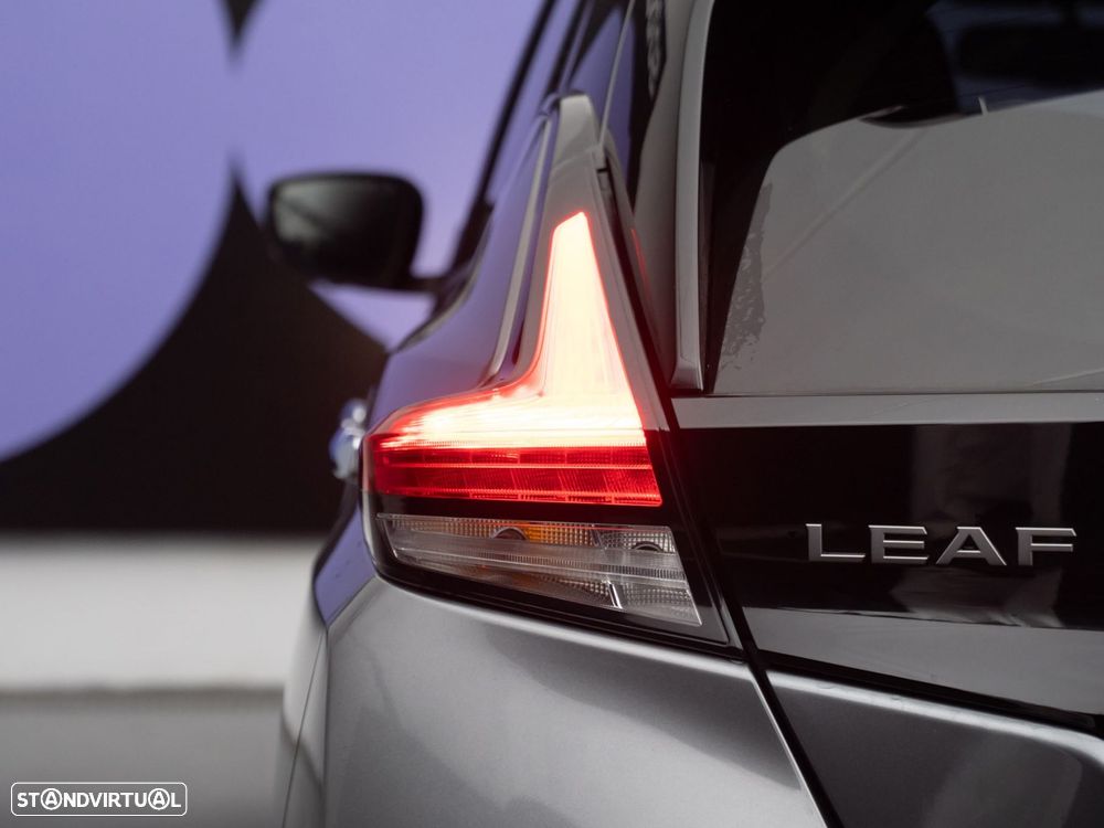 Nissan Leaf N-Connecta - 10