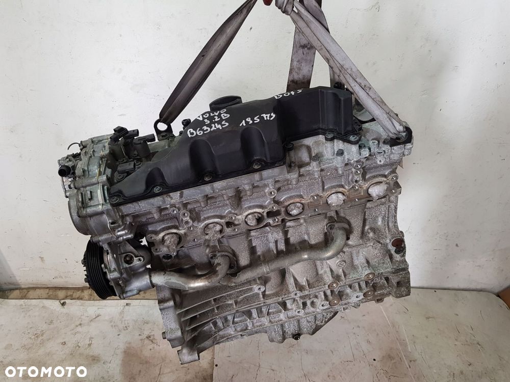 silnik słupek b6324s volvo xc90 i xc60 3.2 t6 238 km 4x4 - 1