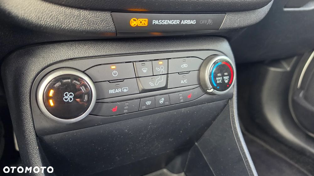 Ford Fiesta 1.1 S&S COOL&CONNECT - 22