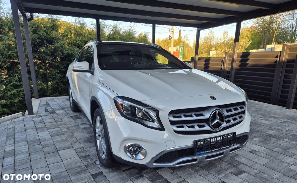 Mercedes-Benz GLA 250 4-Matic - 27