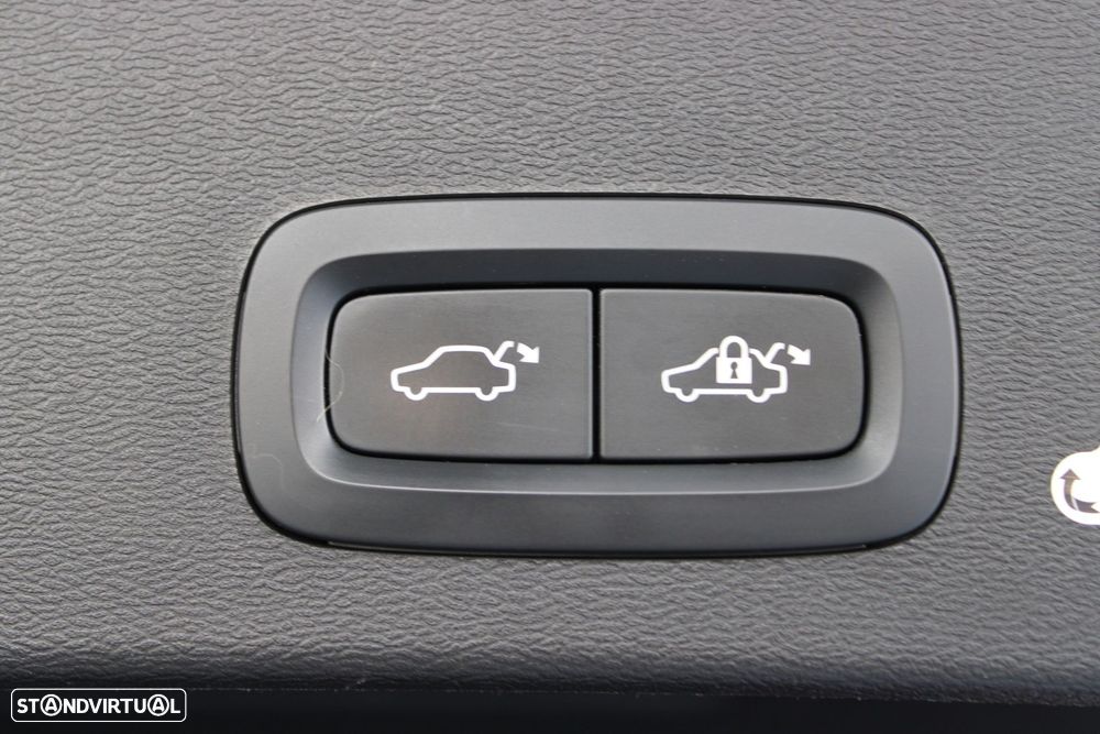 Volvo XC 40 1.5 T4 PHEV Inscription - 36