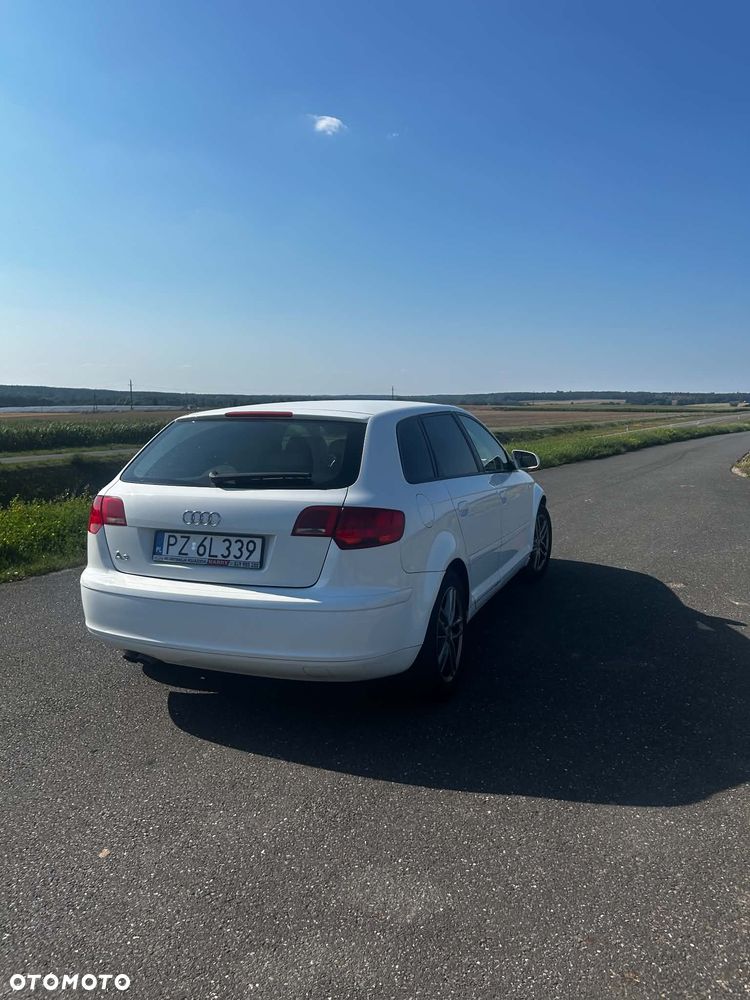 Audi A3 Sportback 1.9 TDI Ambiente - 4