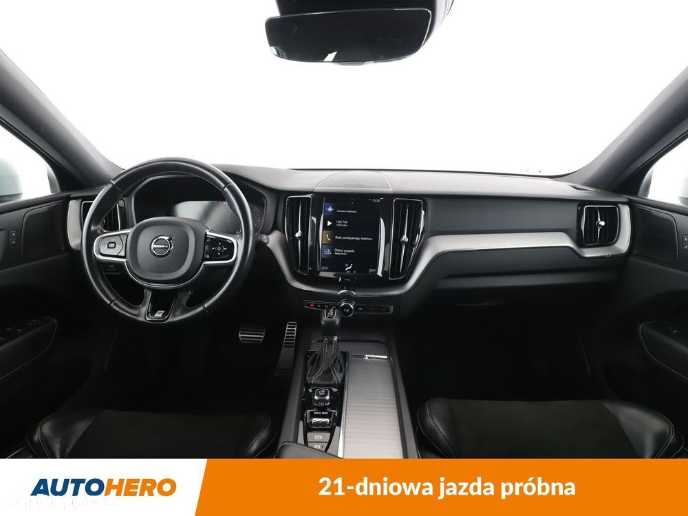 Volvo XC 60 D4 R-Design - 13
