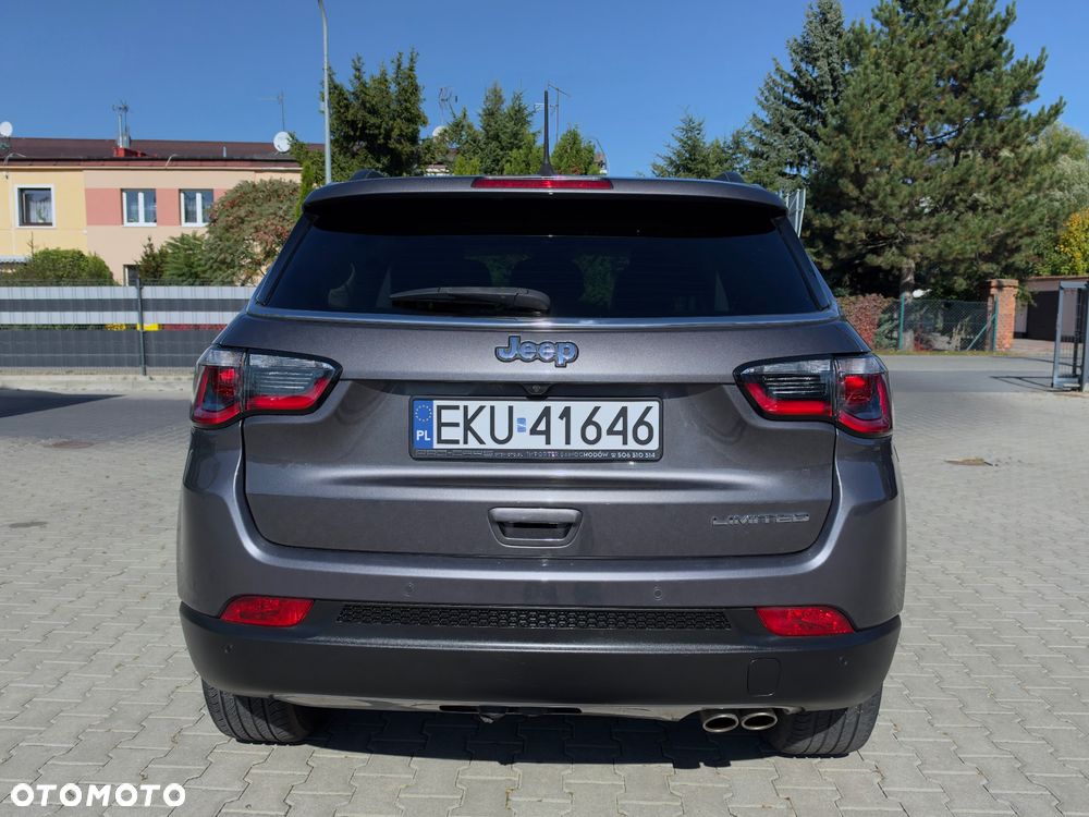 Jeep Compass - 12